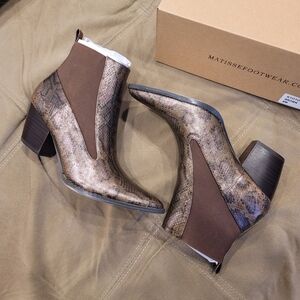 Sz 8 NWT Coconuts by Matisse Kyoto Brown Booties Snakeskin Finish